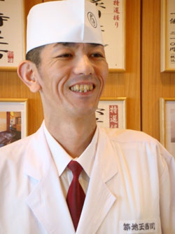 奈良智洋店長