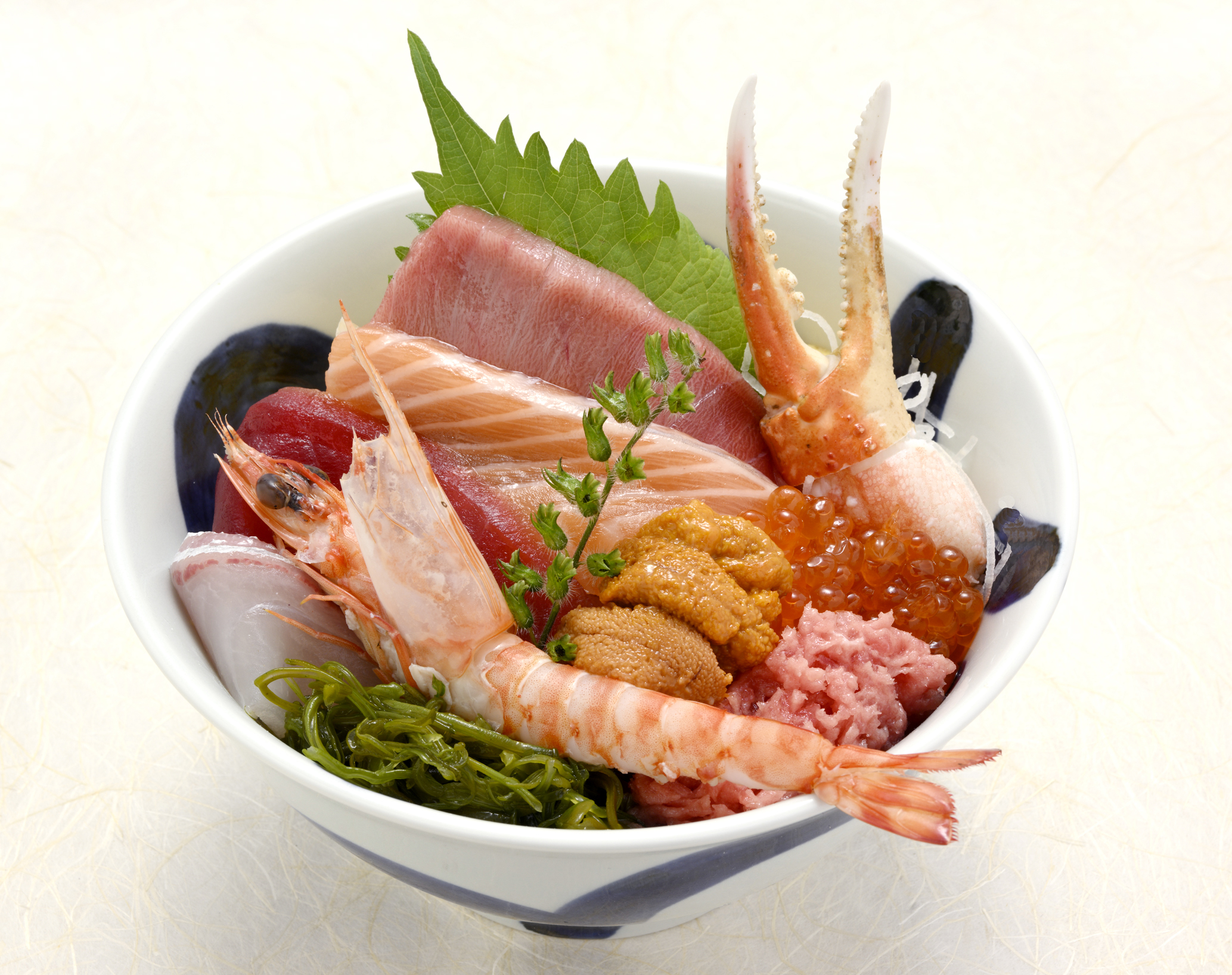 築地海鮮丼（お椀・茶碗蒸付）