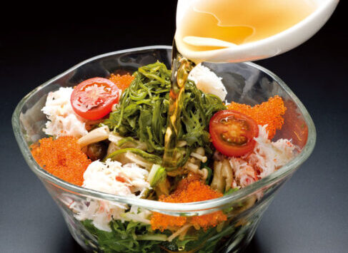 めかぶと蟹のねばねばサラダ