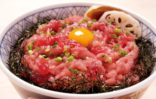 本鮪　ねぎとろ丼（お椀またはうどん）