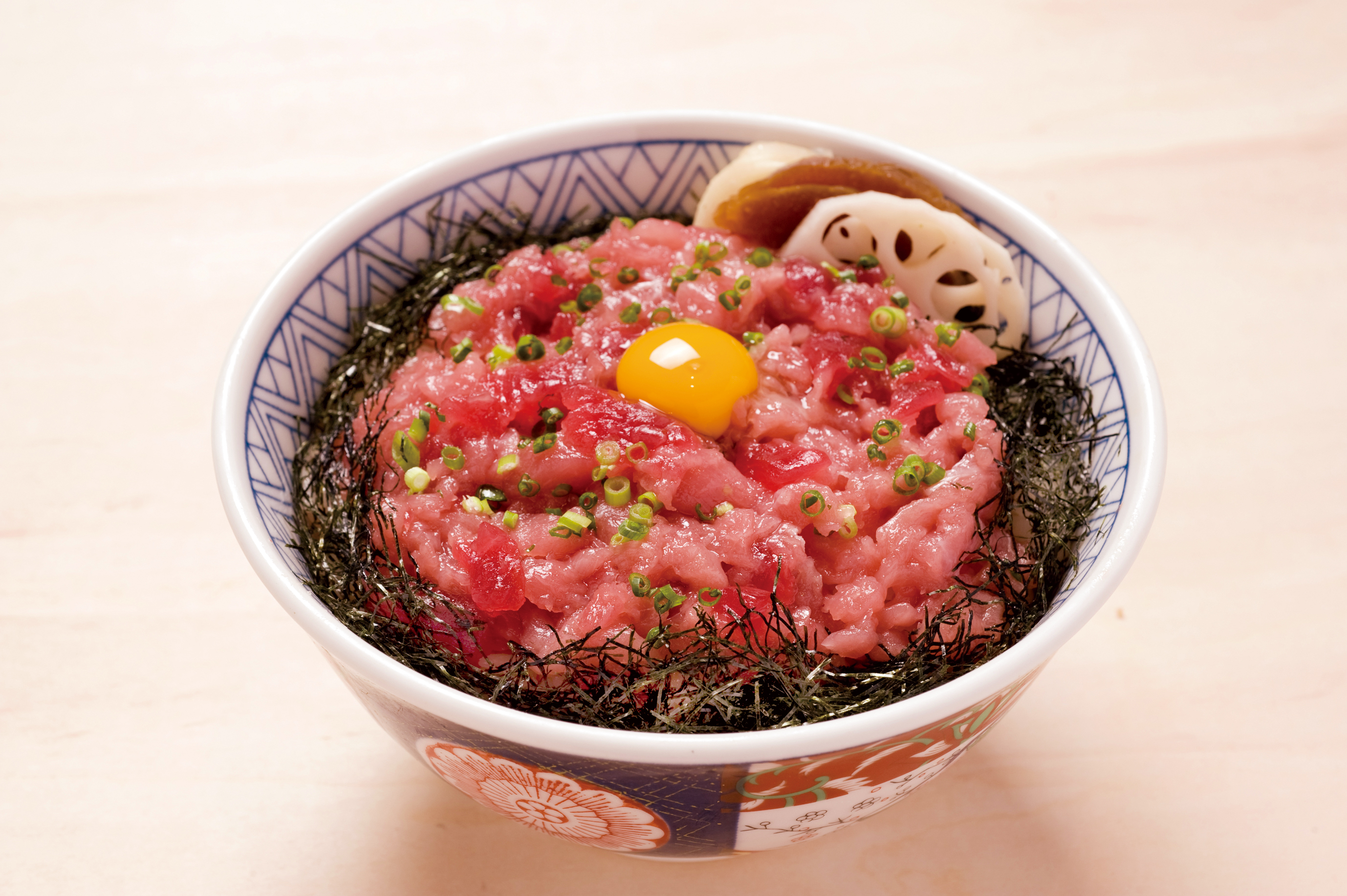 天然まぐろのねぎとろ丼(お椀と茶碗蒸付）